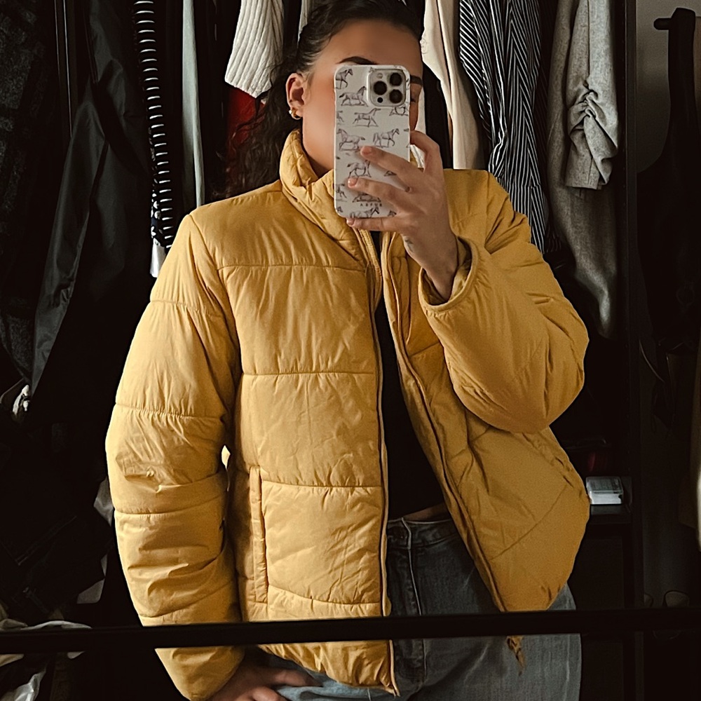 Universal Thread Yellow puffer Jacket
